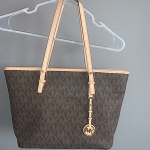 SOLD Michael Kors MK Prink Bag